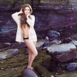 newspaper-lite-hot-girl